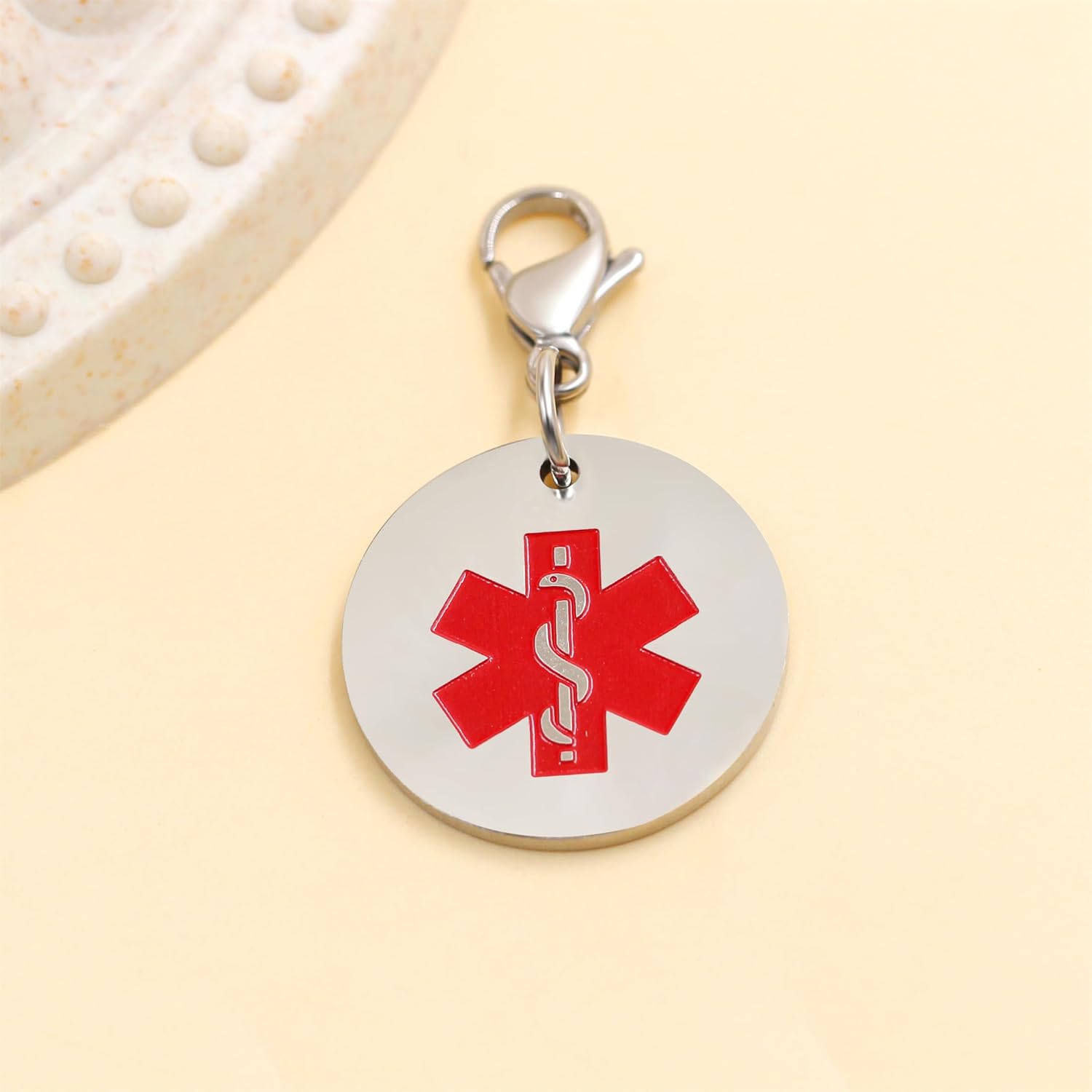 Medical Keychain Round Waterproof Stainless Steel Free Customizable Emergency Medical Jewelry for Men Women Seniors