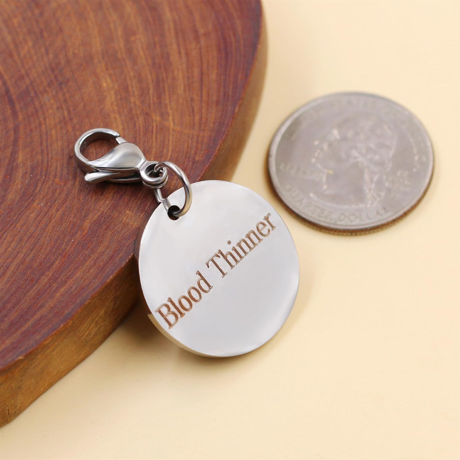 Medical Keychain Round Waterproof Stainless Steel Free Customizable Emergency Medical Jewelry for Men Women Seniors