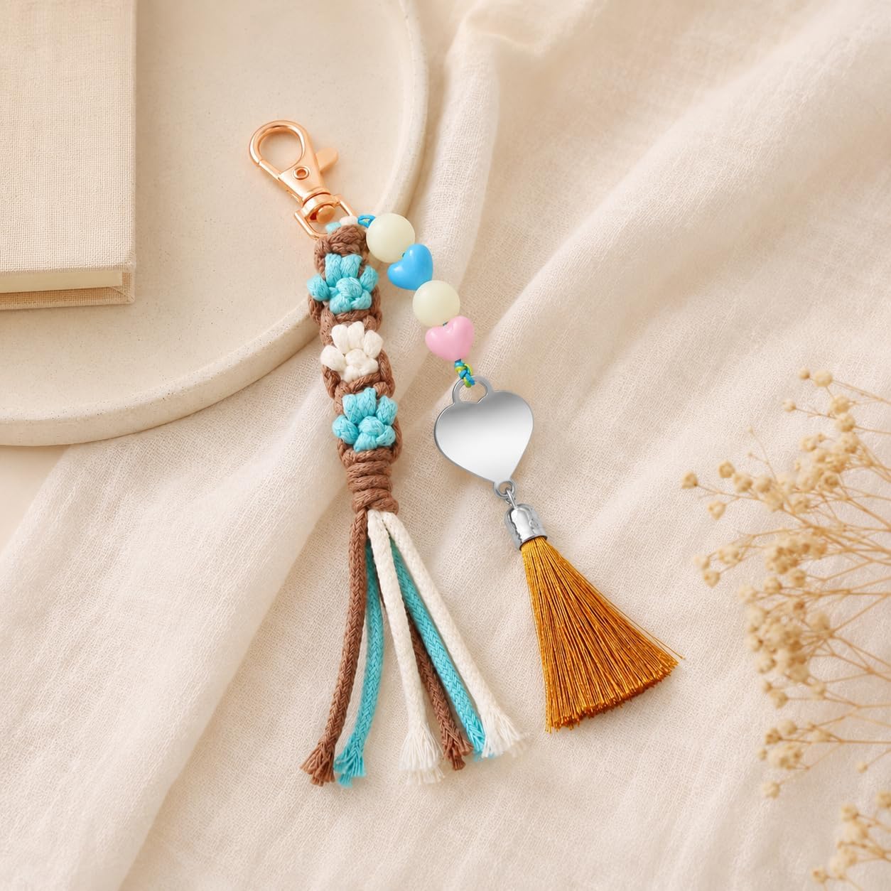 Handmade Flower Tassel Keychain Charm Boho Woven Floral Bag Pendant with Heart Beads for Women