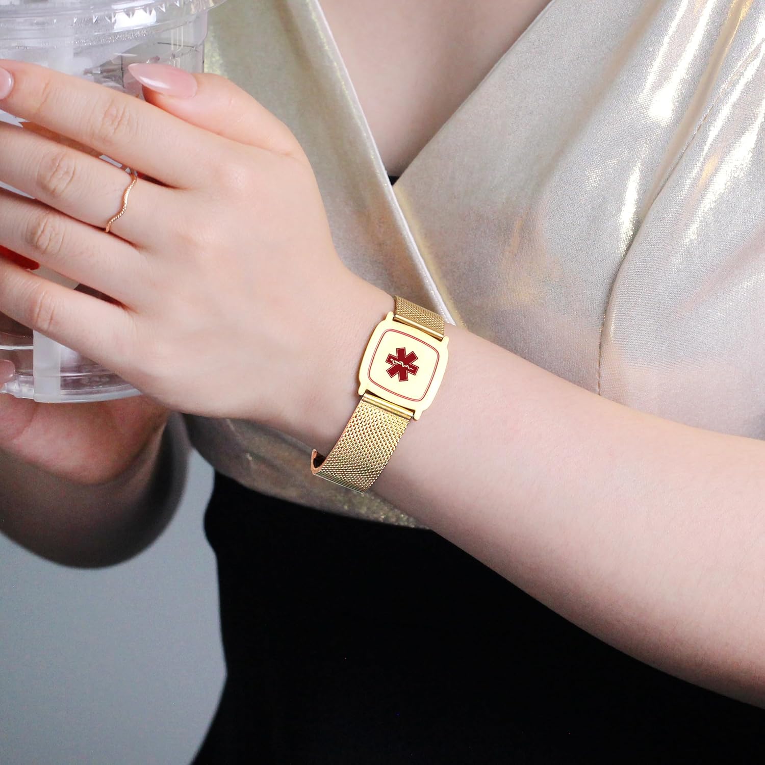 Dynamic QR Code Medical Alert Bracelet for Men Women Scan to Update Medical Info No Medical Info Needed at Checkout Stainless Steel Mesh Emergency ID Bracelet Waterproof Hypoallergenic