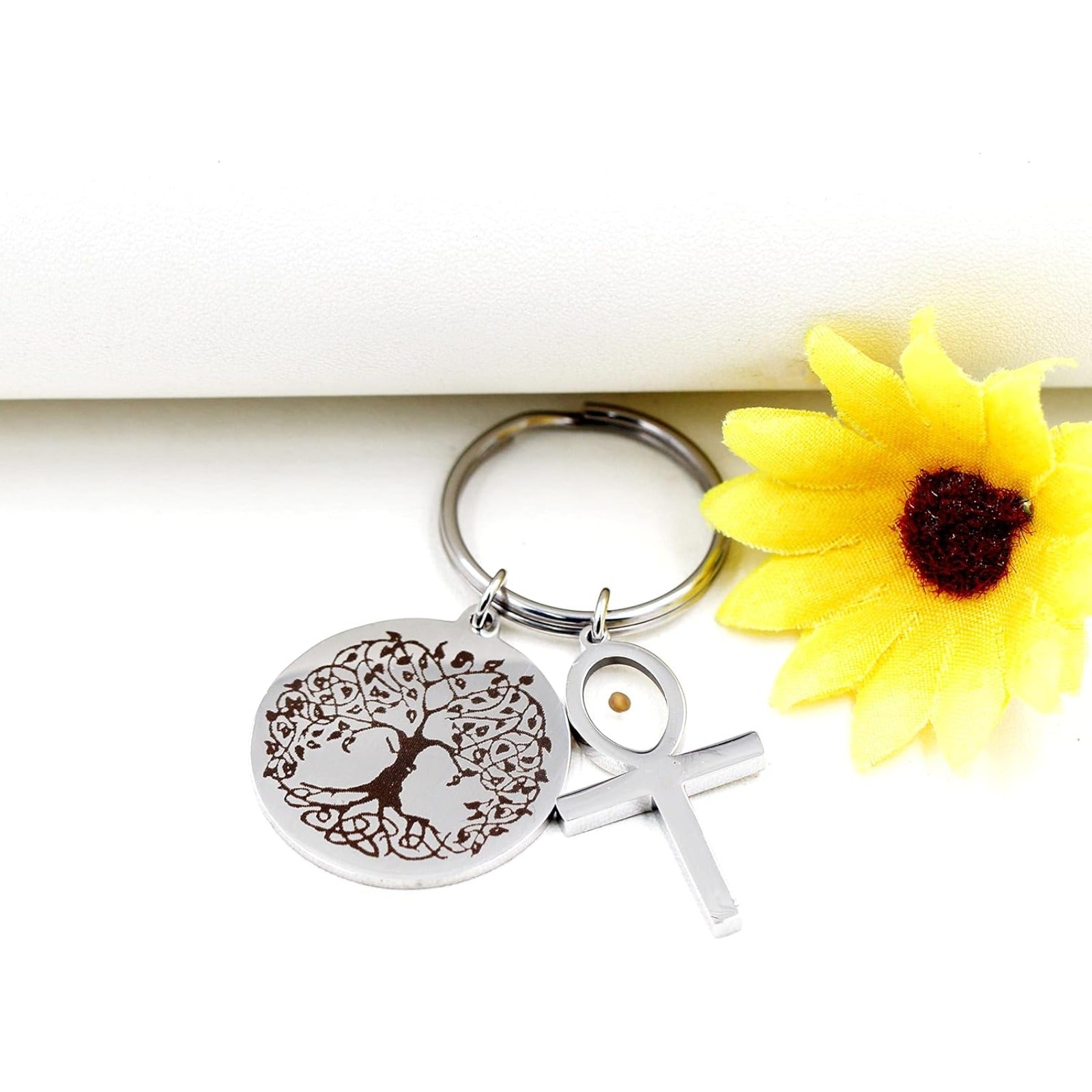 Stainless Steel Tree of Life Mustard Seed Keychain, Christian Faith Key Ring with Real Mustard Seed Charm, Inspirational Family Tree Keychain Gift for Women Men Y764