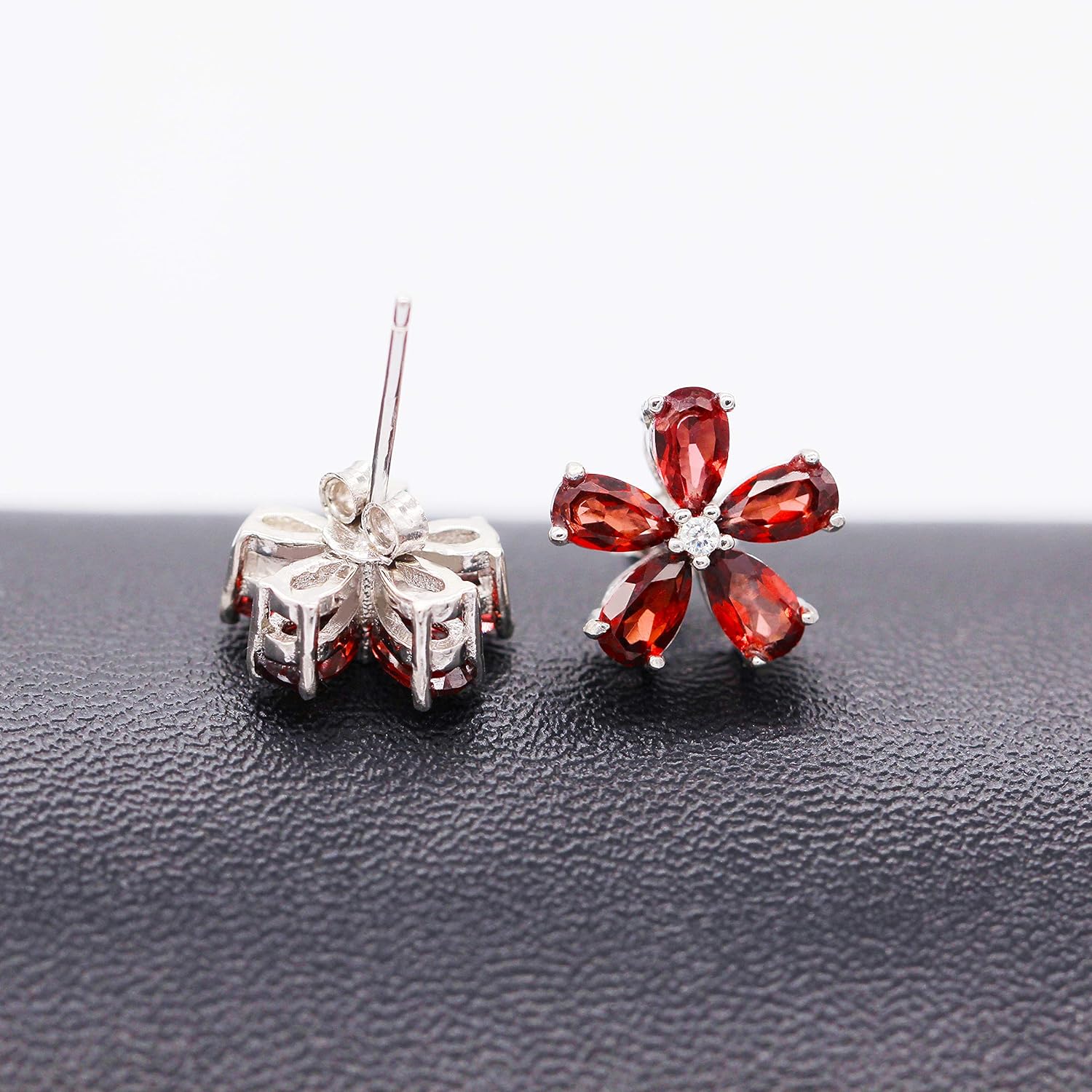 Uloveido 925 Sterling Silver Natural Garnet 2CT Red Stone Flower Stud Earrings for Girls Sensitive Ears CR003