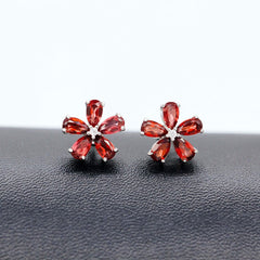 Uloveido 925 Sterling Silver Natural Garnet 2CT Red Stone Flower Stud Earrings for Girls Sensitive Ears CR003